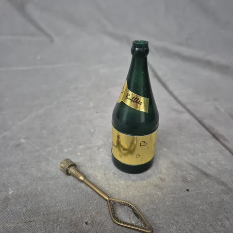 APPROXIMATELY 60 CHAMPAGNE BUBBLE SOLUTION BOTTLES 