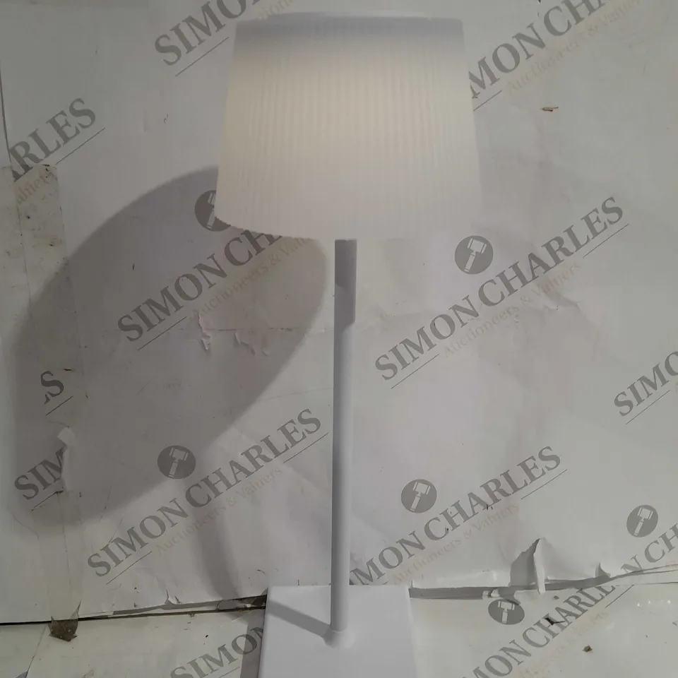 SFIXX SET OF 2 INDOOR OUTDOOR TOUCH TABLE LIGHTS - WHITE