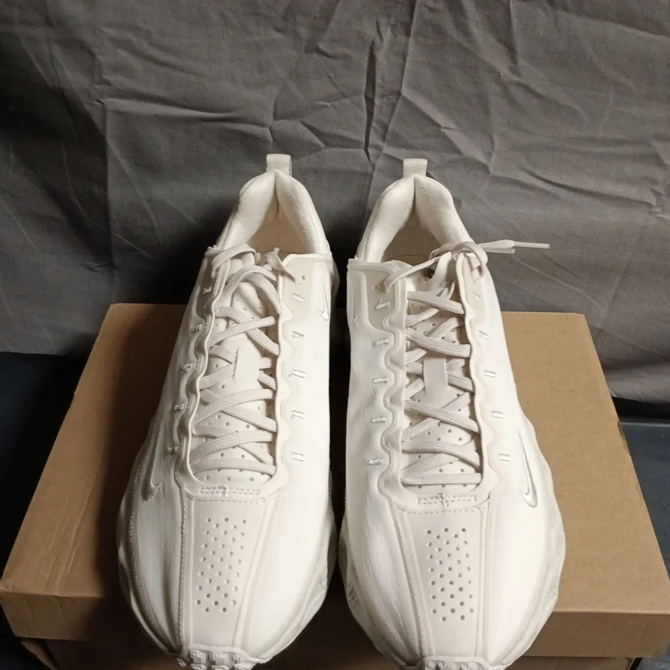 BOXED PAIR OF NIKE AVA ROVER – WHITE, UK 11