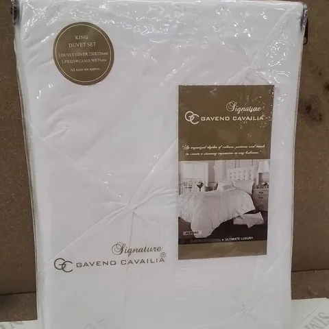 BRAND NEW SIGNATURE GAVENO CAVAILIA KINGSIZE DUVET COVER SET -WHITE-