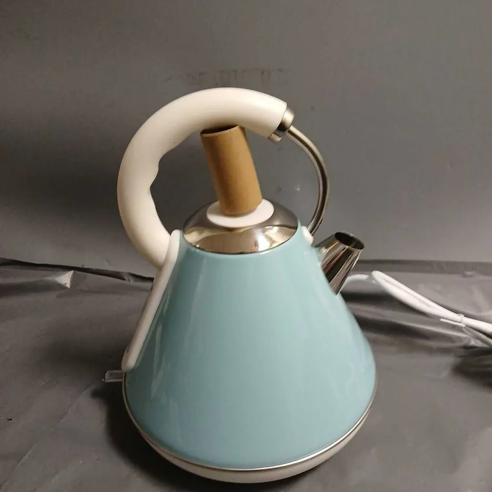 DAINTY LEGACY KETTLE