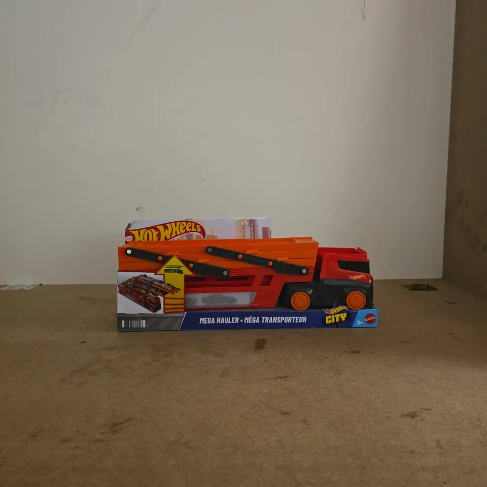 HOT WHEELS MEGA HAULER MEGA TRANSPORTER – CITY (BOXED)