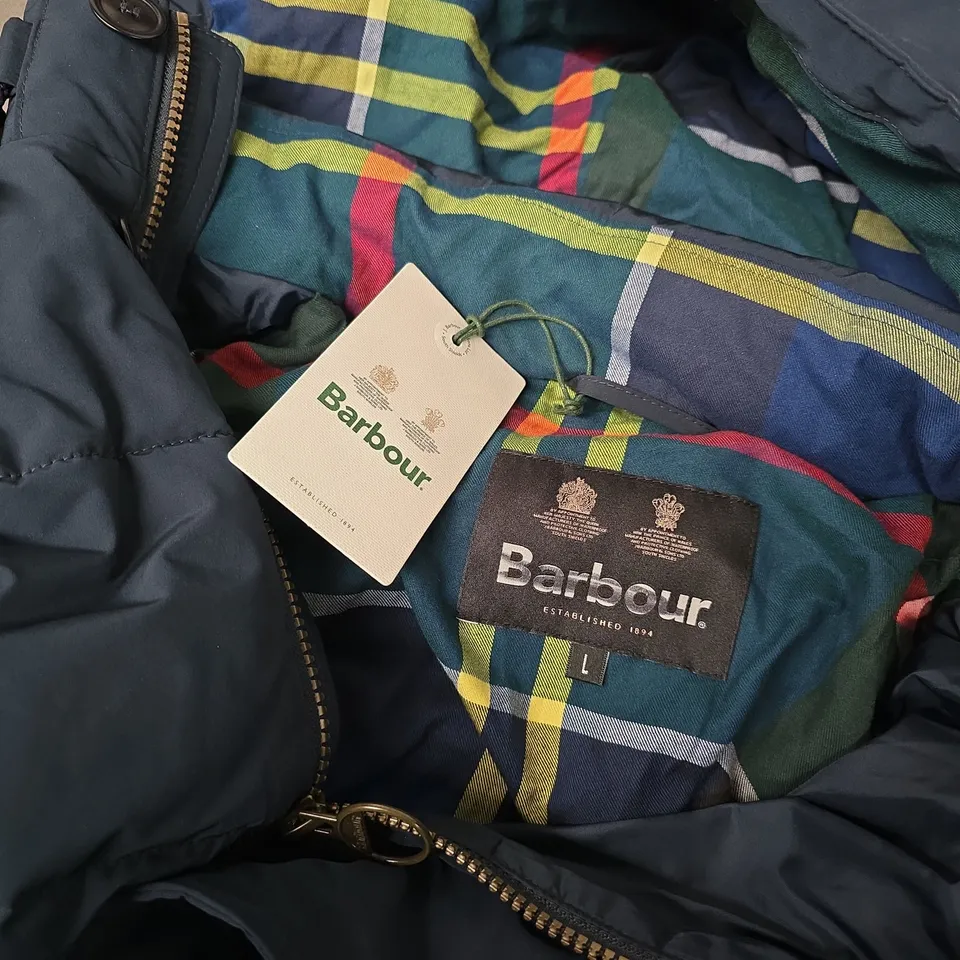 BARBOUR QUILTED HOODED JACKET – BLUE, SIZE L