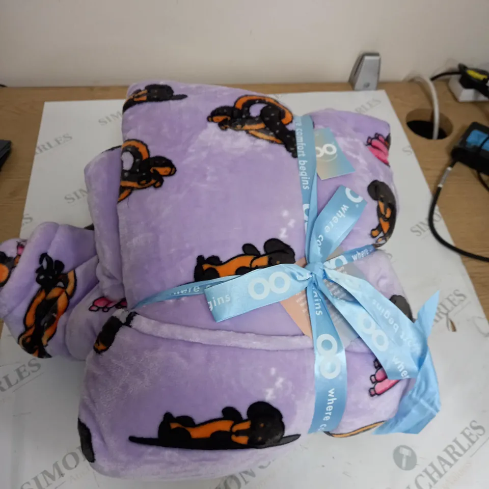 DOG OODIE THROW