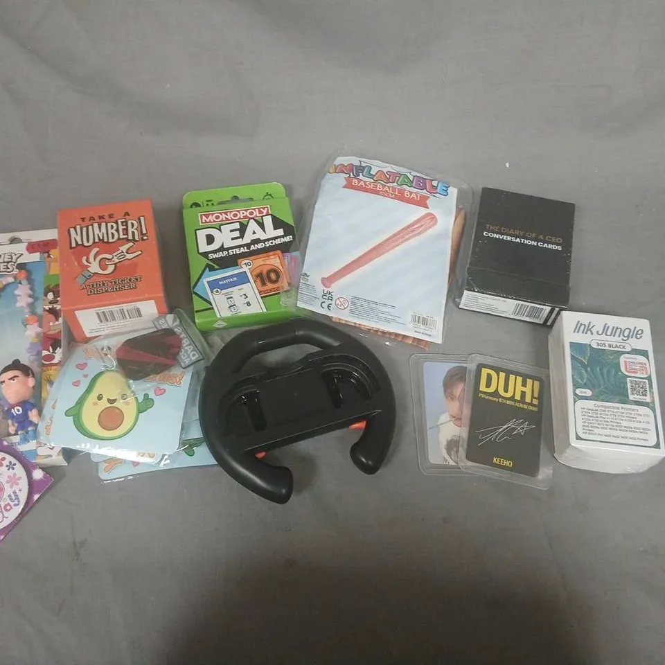 ASSORTED CHILDREN'S GAMES AND TOYS - MONOPOLY DEAL, DUH! CARD GAME, INK JUNGLE AND MORE (MIXED LOT)