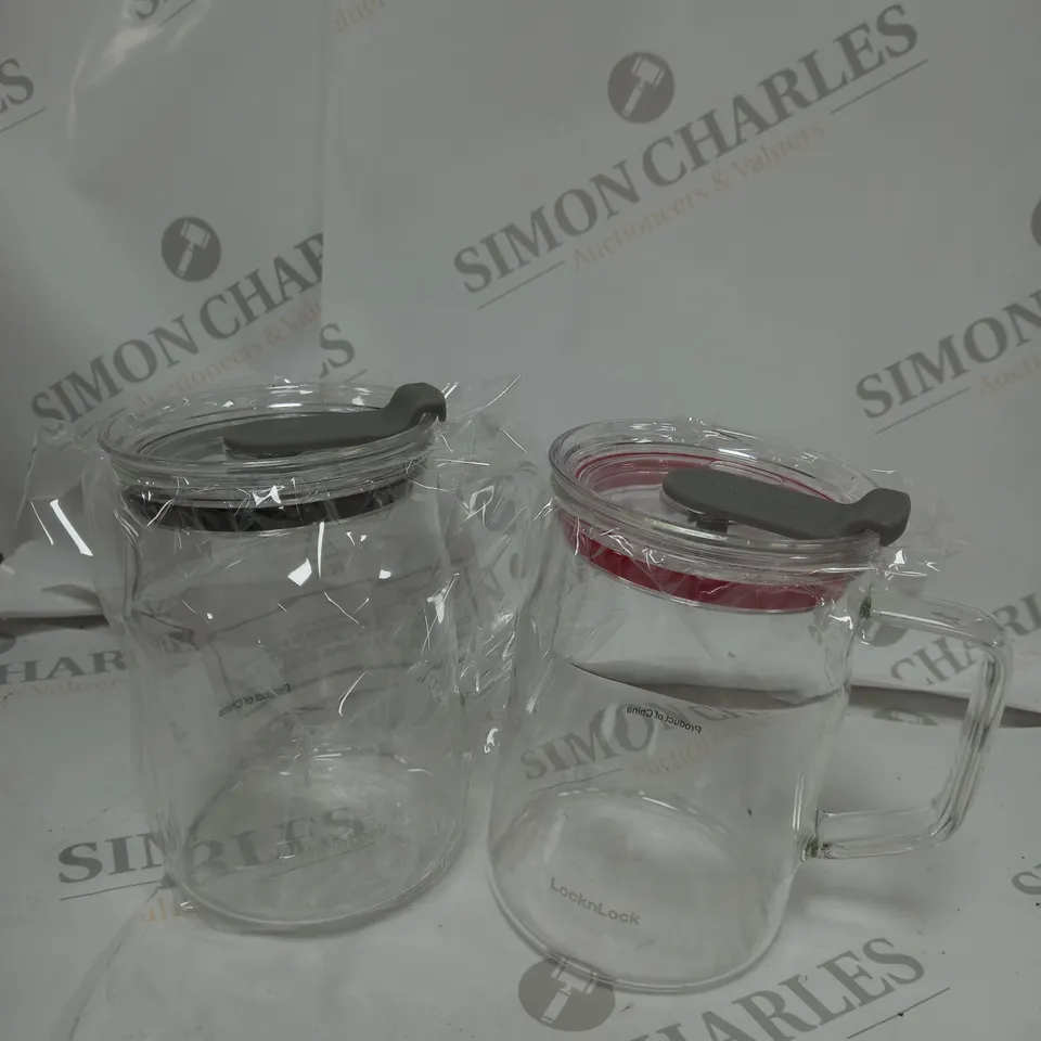 2 X GLASS HANDLED GLASSES 