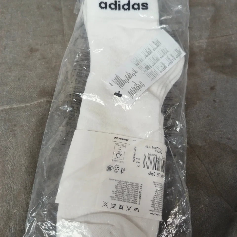 ADIDAS WHITE CREW SOCKS - X3 PAIR 