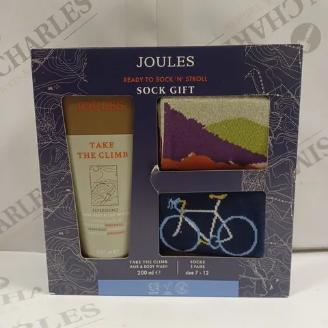 BOXED JOULES READY TO SOCK N STROLL GIFT SET 