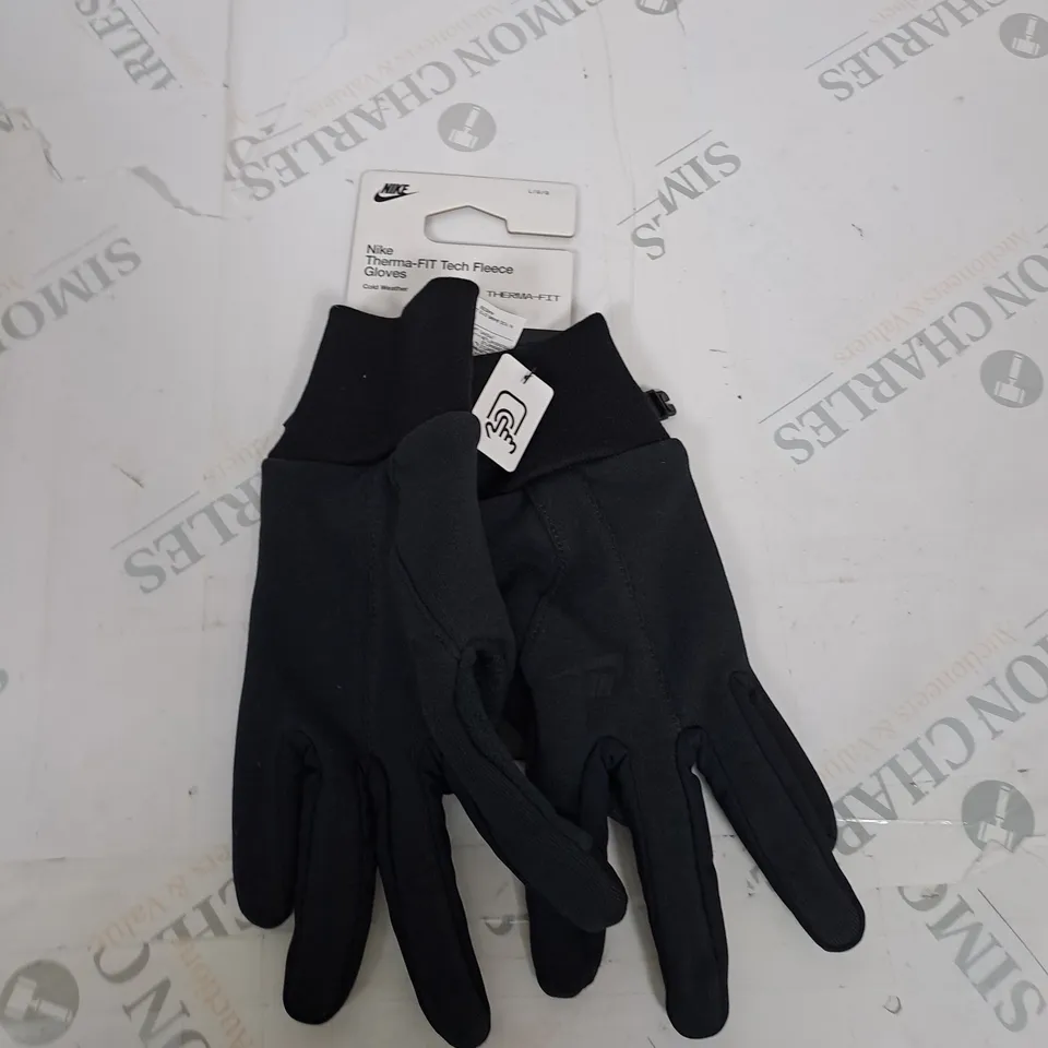 NIKE THERMA - FIT TECH FLEECE GLOVES SIZE L