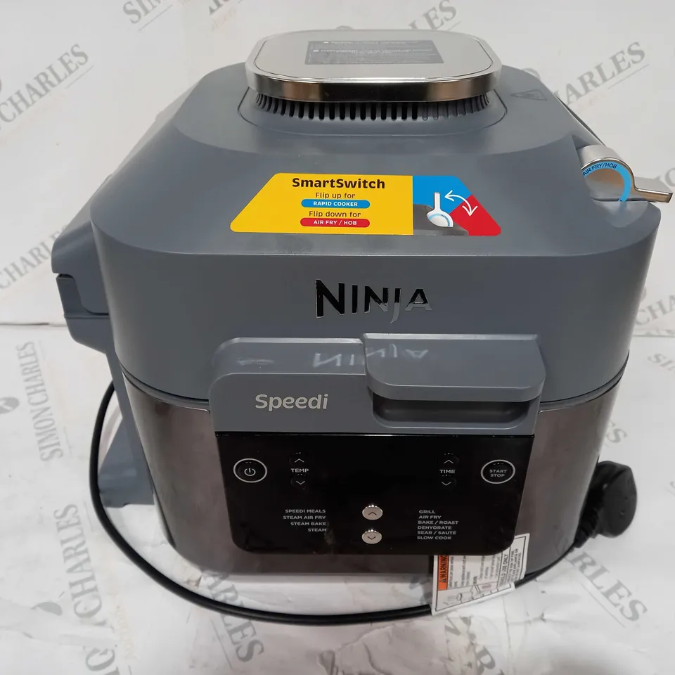 BOXED OUTLET NINJA SPEEDI 10 IN 1 5.7L RAPID-COOKER & AIR FRYER