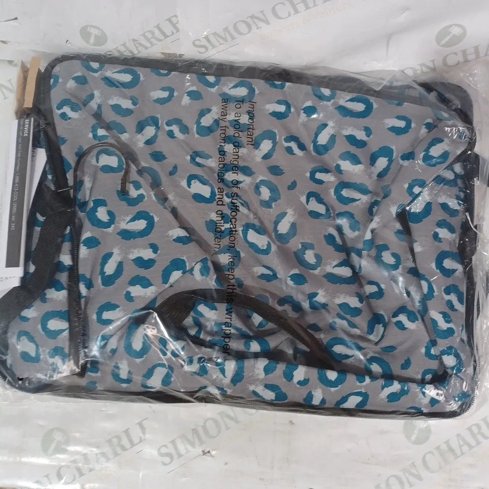 CALIFORNIA INNOVATIONS SET OF 4 PACKING CUBES