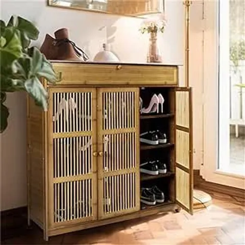 BOXED UNHO WOODEN SHOES RACK ORGANISER WITH 3 HOLLOW DOOR AND DRAWER (1 BOX)
