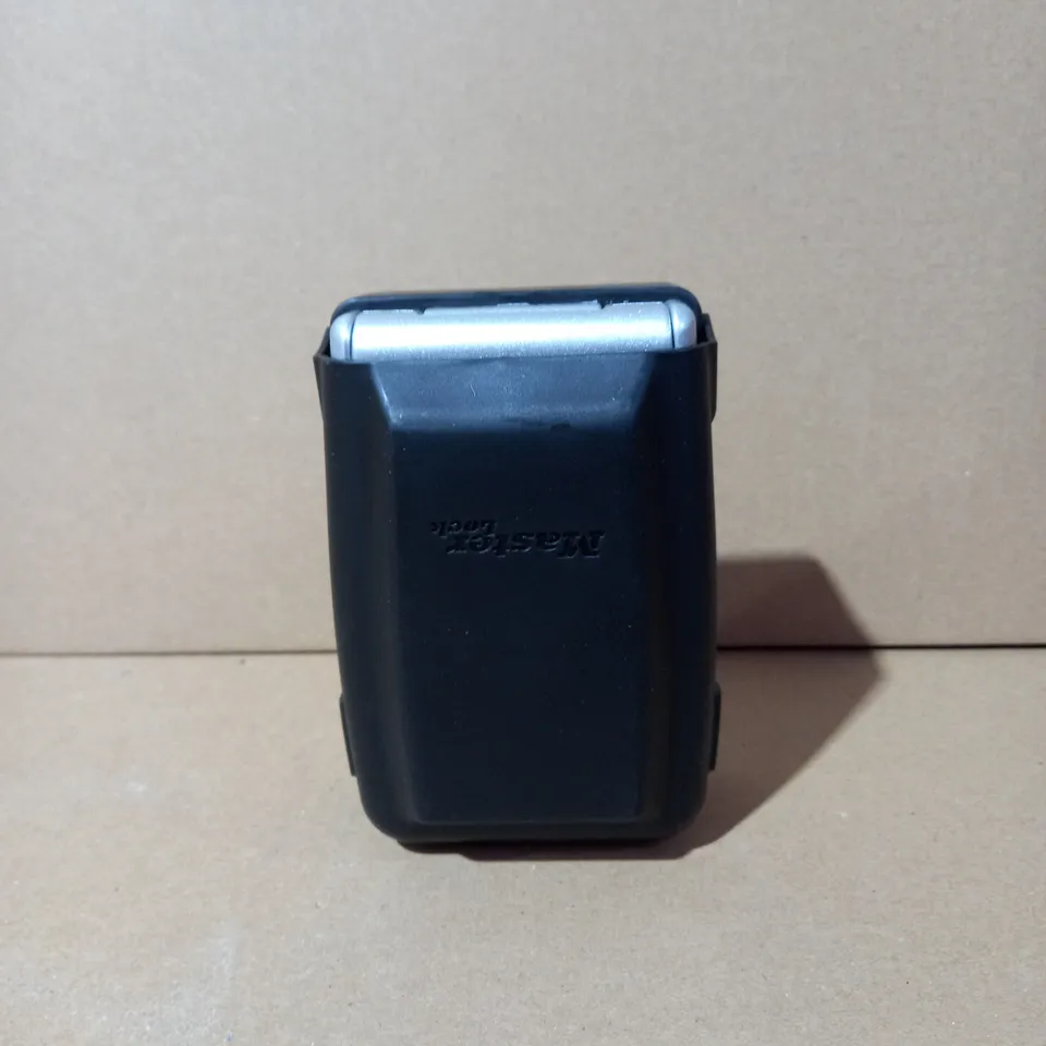MASTER LOCK KEY SAFE