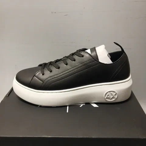 BOXED PAIR OF ARMANI EXCHANGE PLATFORM TRAINERS, BLACK/WHITE - UK SIZE 7