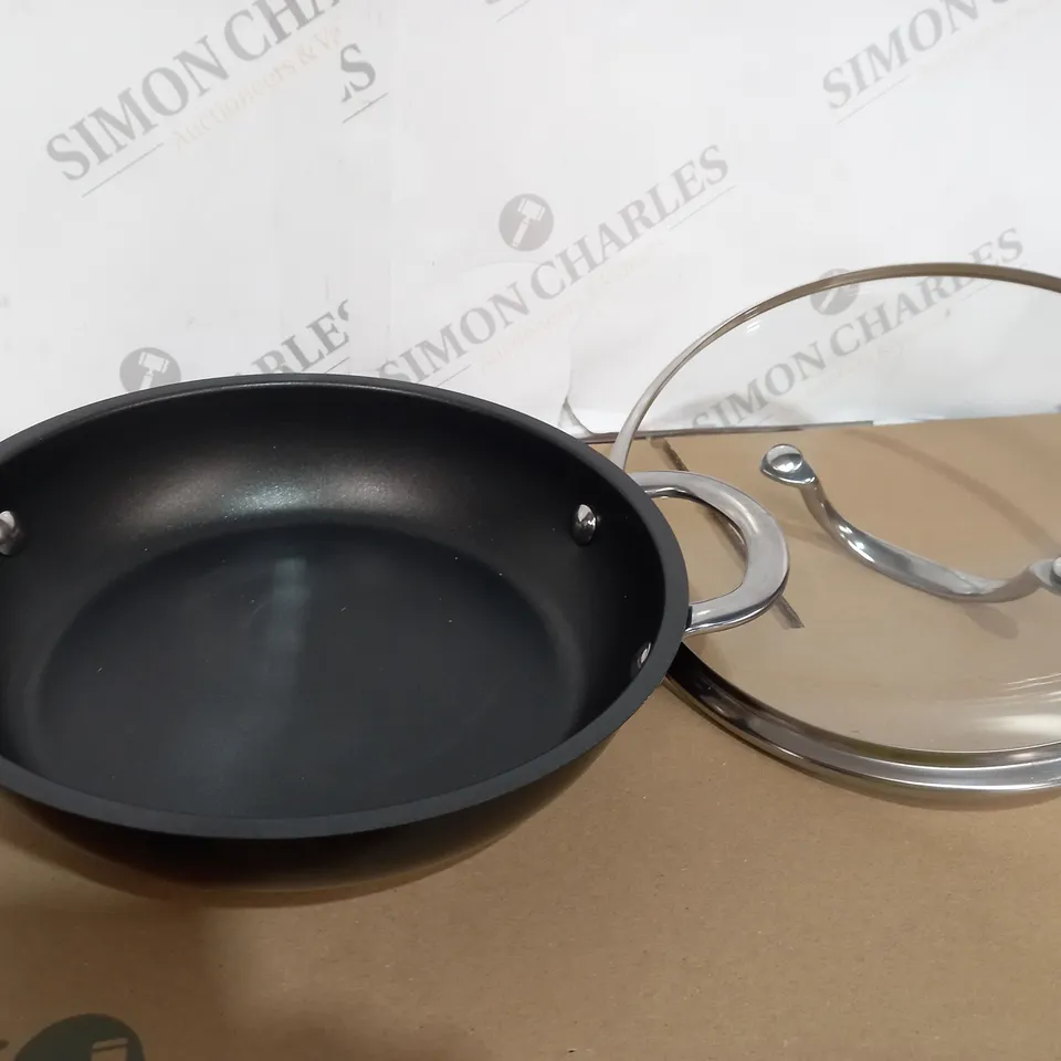 BOXED COOK'S ESSENTIALS 22CM EVERDAY PAN