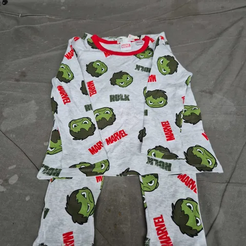 ZARA Marvel Hulk print children's set – grey with red trim, UK 5-6 (110 cm)
