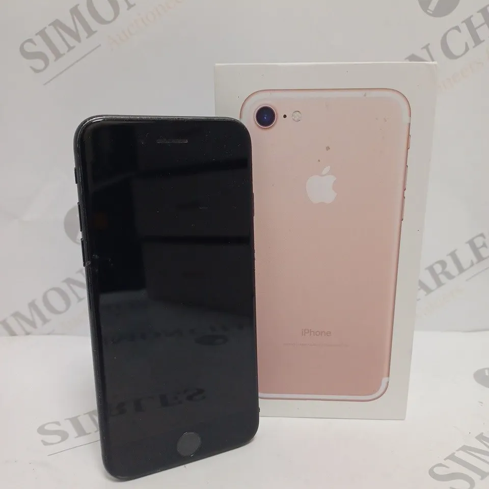 APPLE IPHONE 7 (A1778) SMARTPHONE