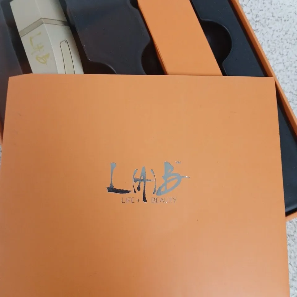 LAB LIFE + BEAUTY ULTRON SKINCARE DEVICE – BOXED WITH USER GUIDE