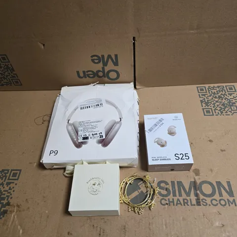 TOTE OF APPROXIMATELY 12 ASSORTED ITEMS TO INCLUDE P9 HEADPHONES, EARBUDS, JEWELLERY ETC