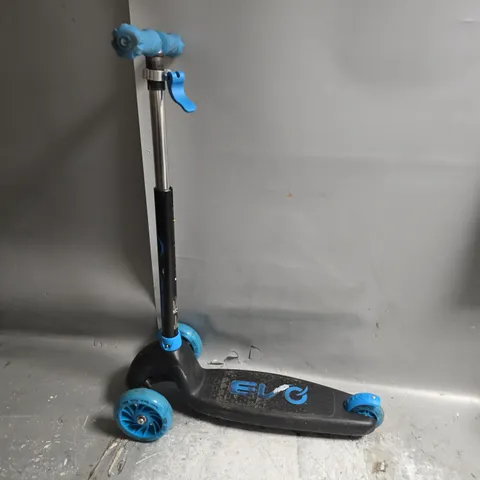 EVO THREE WHEELED SCOOTER - COLLECTION ONLY 