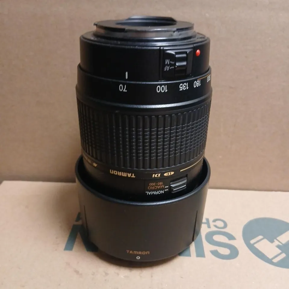 CANON EOS DSLR WITH 18-55MM KIT LENS AND TAMRON 70-300MM LENS – INCLUDES CAPS, HOODS AND CARRY BAG