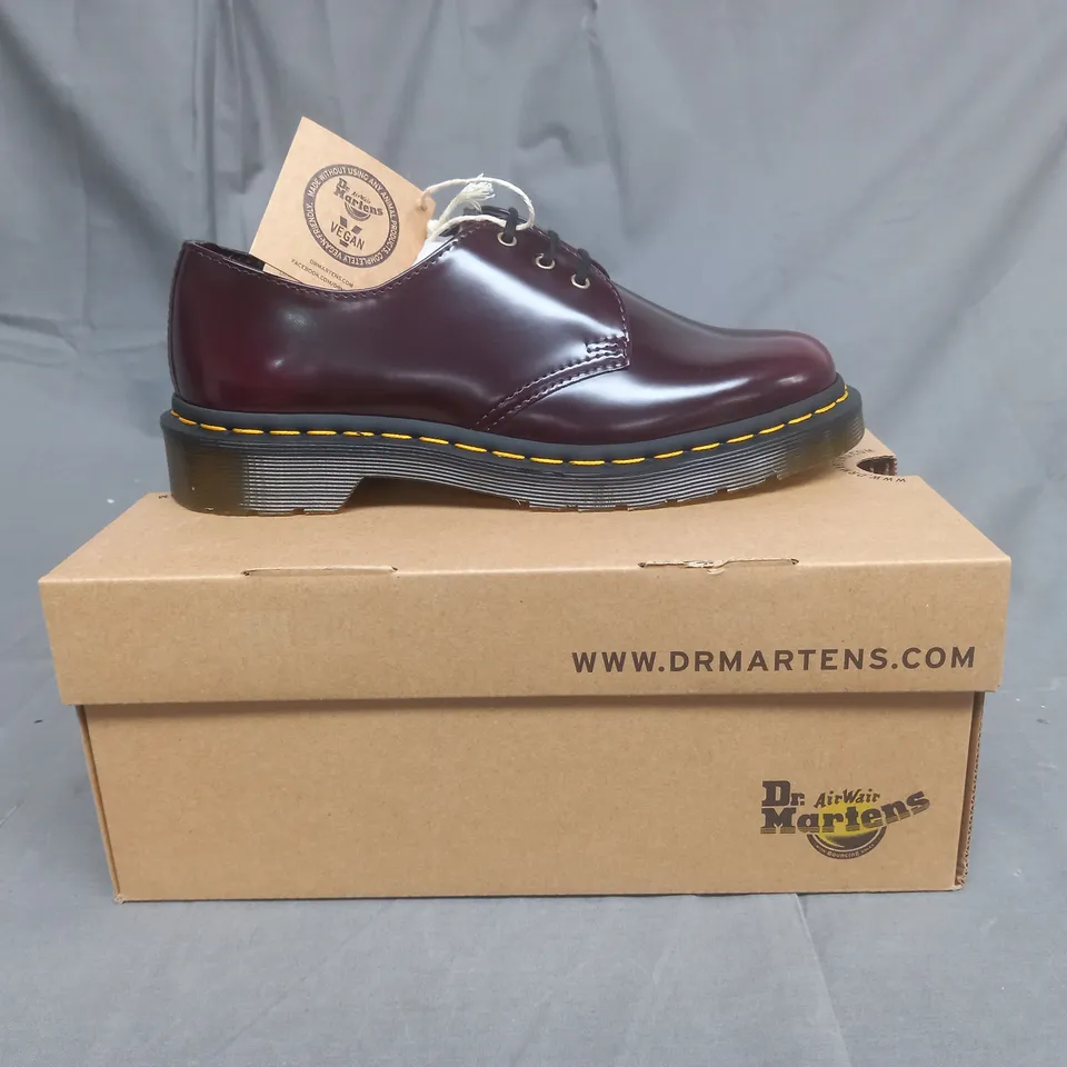BOXED PAIR OF DR MARTENS BROGUES IN CHERRY RED UK SIZE 5