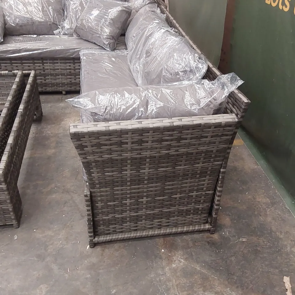 WINTERTON OUTDOOR ARM RECLINING RISING DINING TABLE SET - MISSING PART OF THE TABLE 