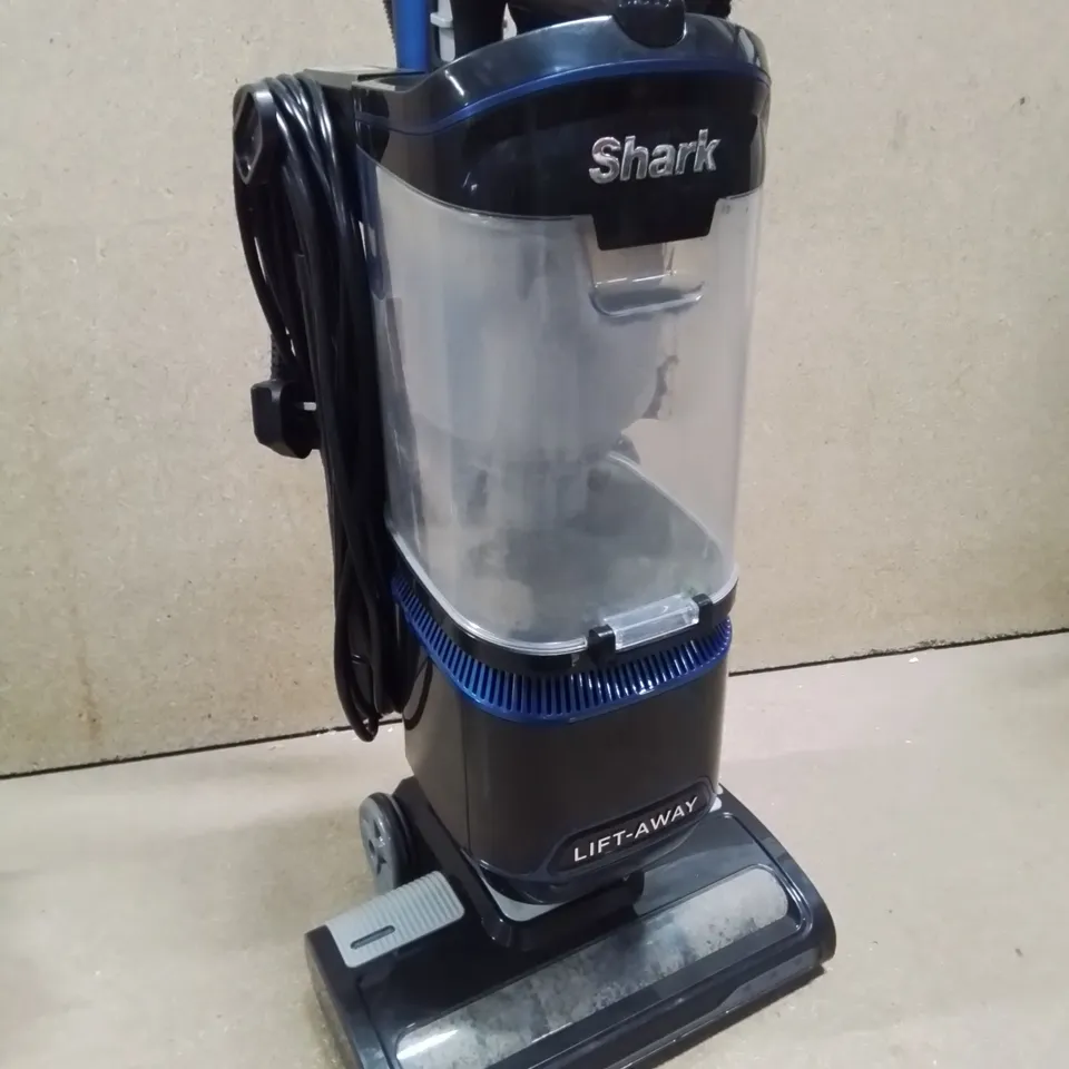 SHARK LIFT AWAY UPRIGHT VACUUM CLEANER - COLLECTION ONLY 