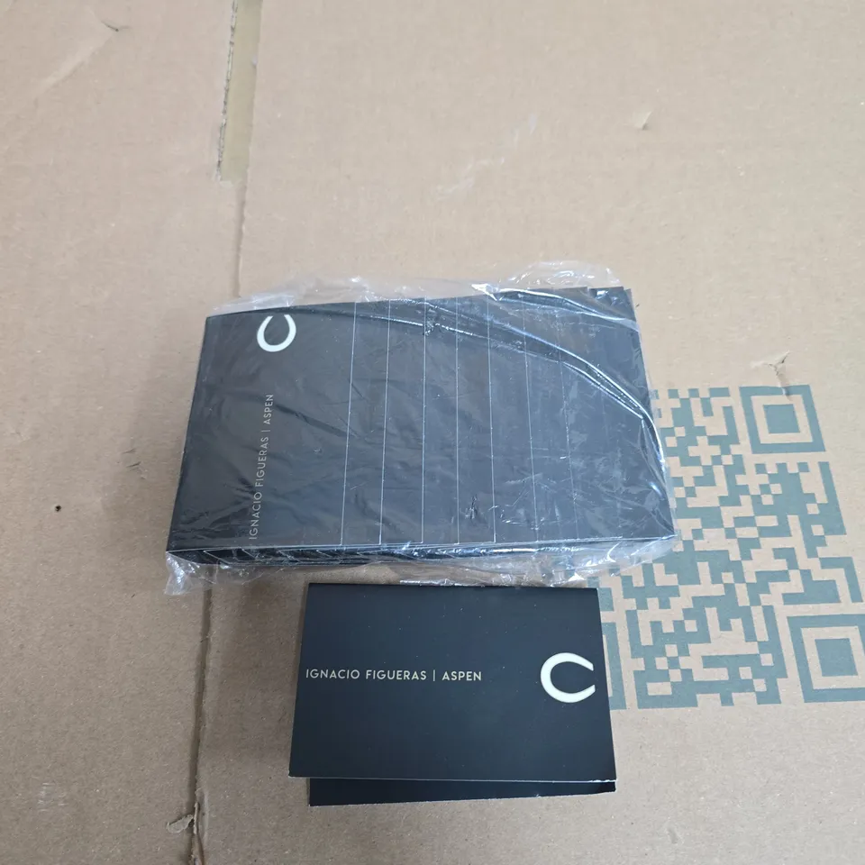 LARGE QUANTITY OF APPROXIMATELY 200 IGNACIO FIGUERAS ASPEN EAU DE PARFUM SAMPLE SPRAYS 2ML EACH