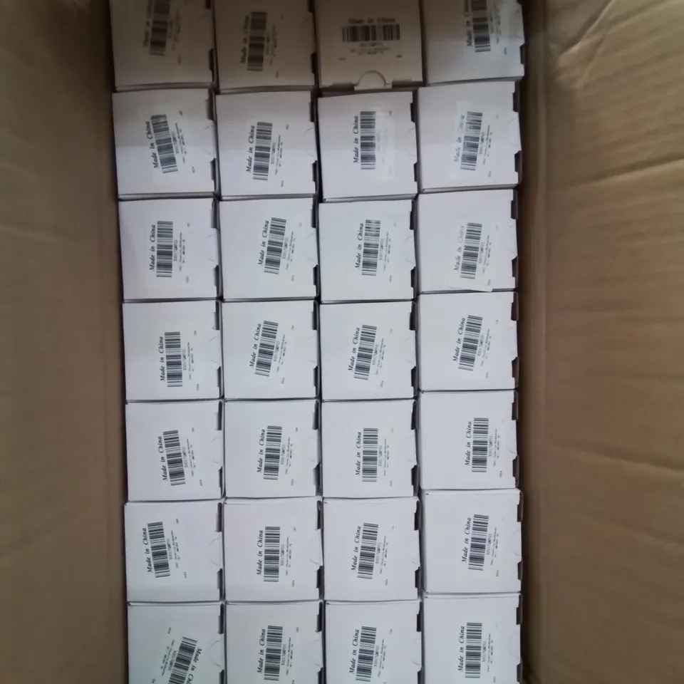 BOX CONTAINING APPROXIMATELY 28 DESK PROTECTOR MATS