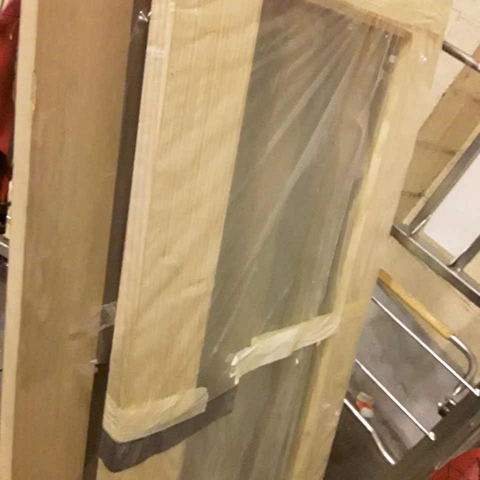 2 PANEL CLEAR PINE GLAZED INTERNAL DOOR 1981 × 686MM