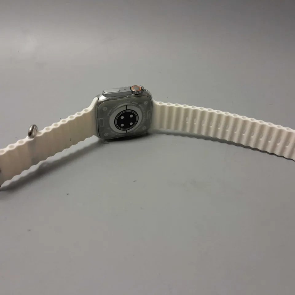WATCH8 ULTRA SMART WATCH
