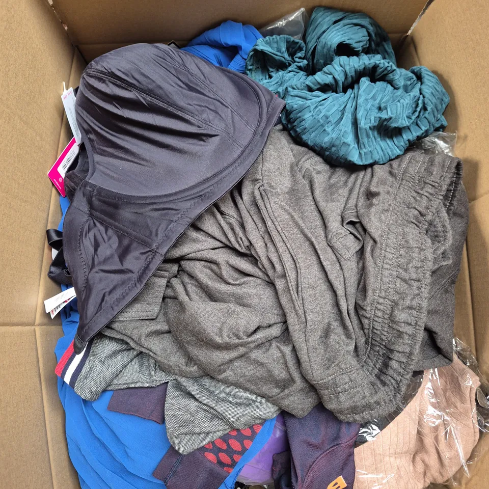 LARGE BOX OF ASSORTED CLOTHING ITEMS IN VARIOUS SIZES, STYLES AND COLOUR 