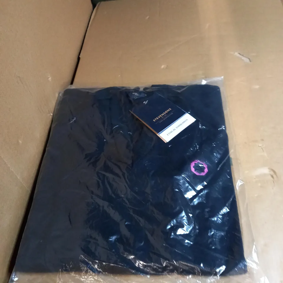 MENS STEVENSONS NAVY PULLOVER WITH PURPLE STAR SIZE 34"