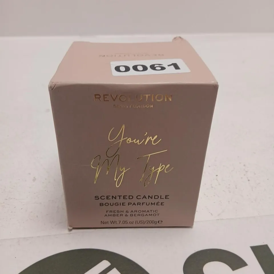 BOXED REVOLUTION YOU'RE MY TYPE SCENTED CANDLE 200G