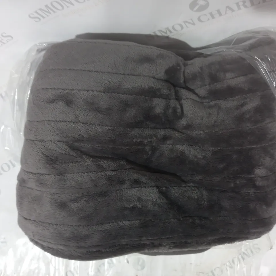 BOXED COZEE HOME VELVETSOFT HEATED THROW IN GREY
