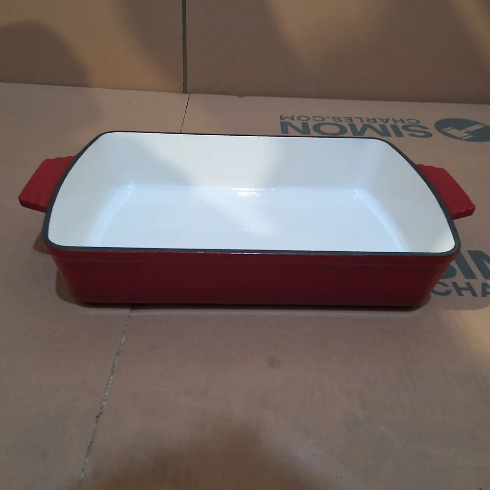 RED ENAMELED CAST IRON RECTANGULAR BAKING AND ROASTING DISH