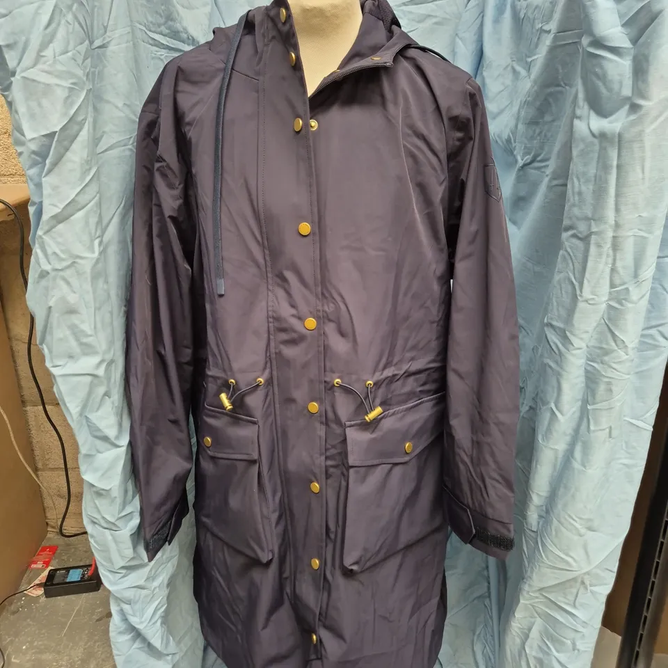 FAIRFAX & FAVOR THE CRESSIDA RAIN COAT, NAVY, UK 12 (MEN'S)