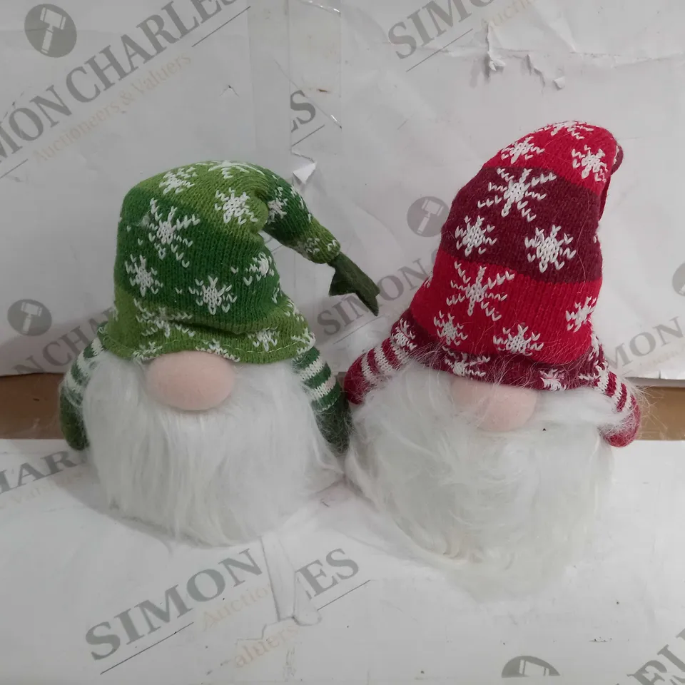 PRE LIT DANGLY LEG GNOMES