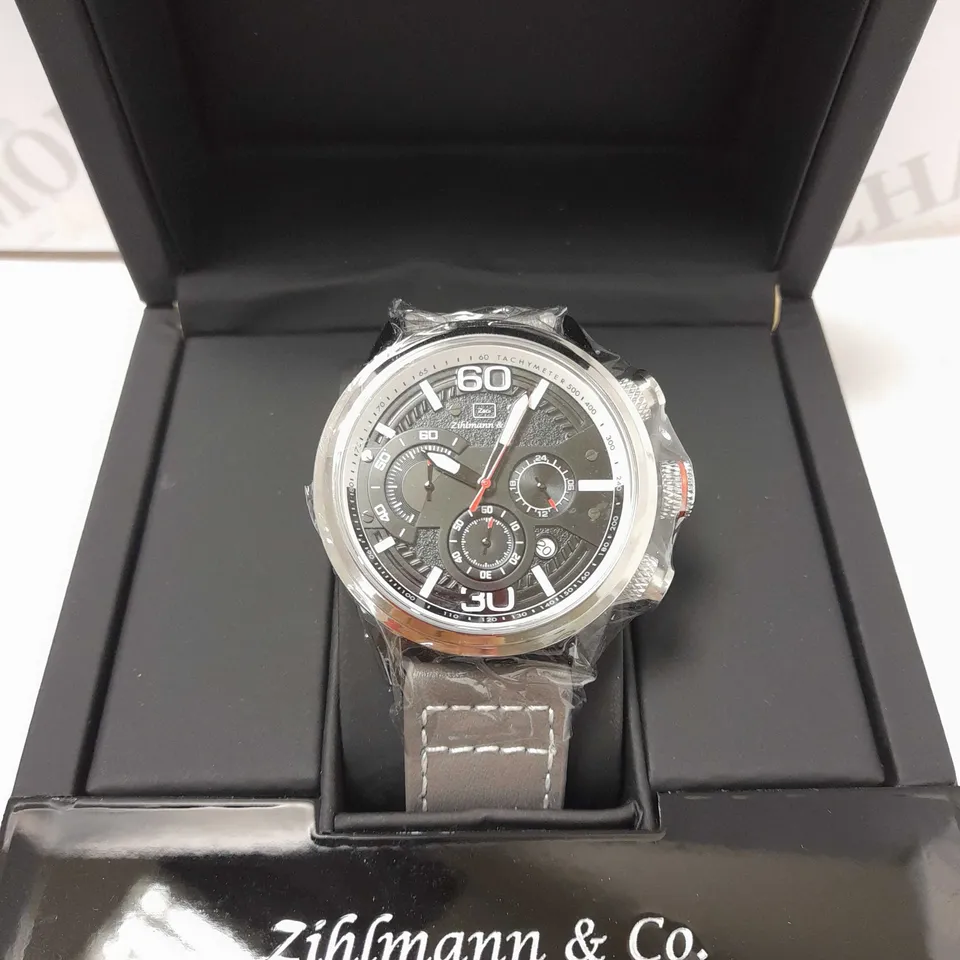 ZIHLMANN & CO TRIPLE DIAL GREY LEATHER STRAP WATCH