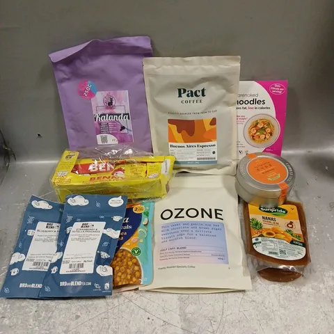 APPROXIMATELY 12 ASSORTED FOOD & DRINK ITEMS TO INCLUDE - BARENAKED NOODLES - PACT COFFEE BEANS - SUNPRIDE PINEAPPLE FILLING - ETC