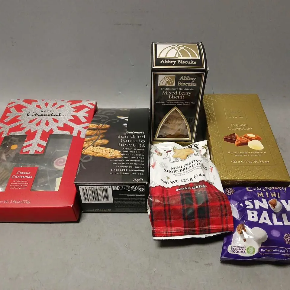 TOTE OF ASSORTED FOOD AND DRINK ITEMS TO INCLUDE HOTEL CHOCOLAT, CADBURYS AND SHORTBREADS