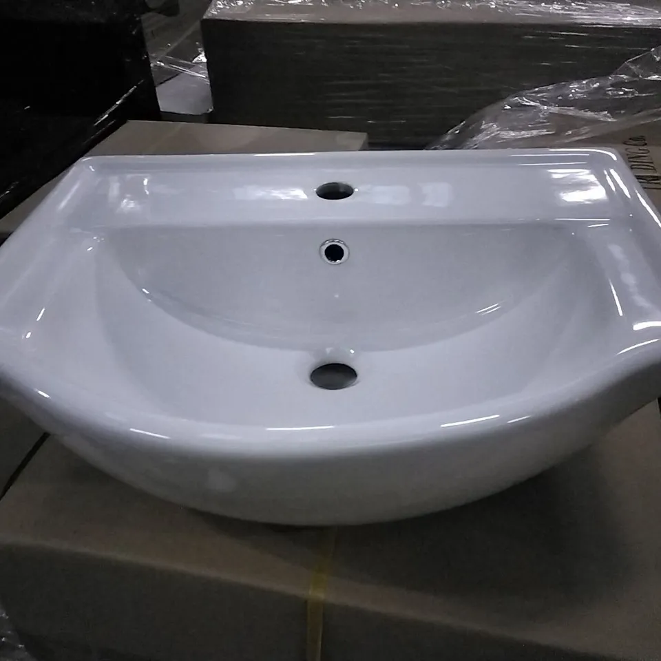 BOXED KAPRI CERAMIC BASIN 550MM WHITE
