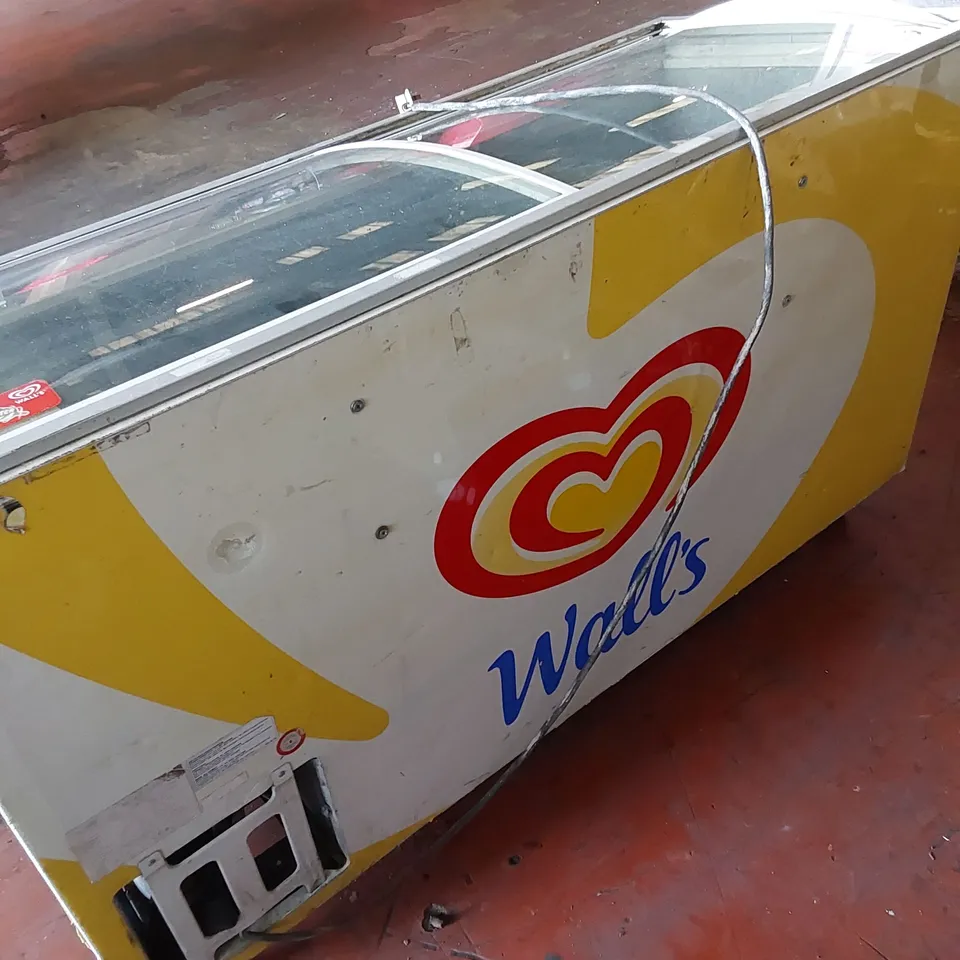 COMMERCIAL WALL'S ICE CREAM DISPLAY FREEZER 
