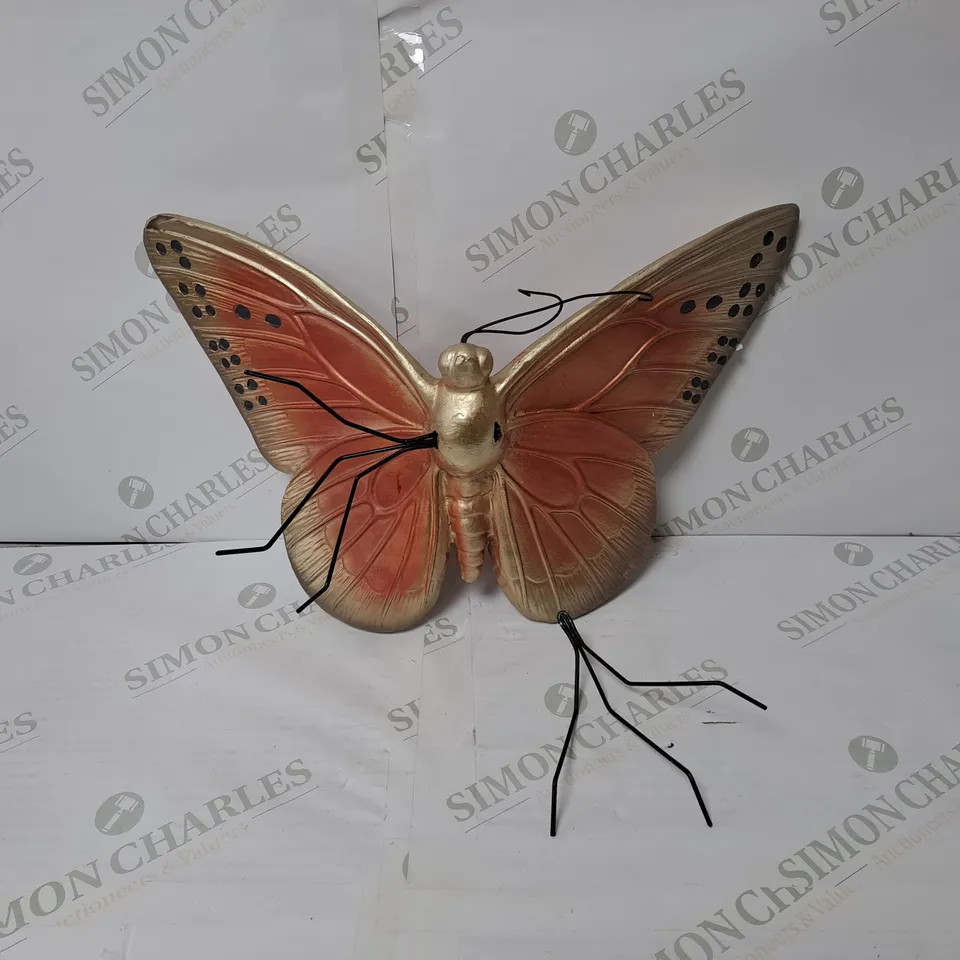 BOXED DECORATIVE BUTTERFLY 