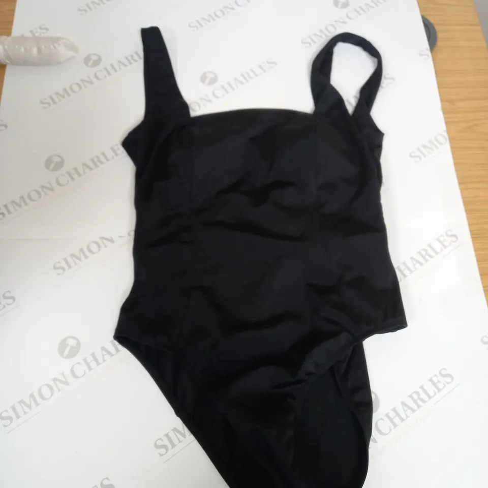 BODEN SQUARE NECK PANELLED SWIMSUIT SIZE 8