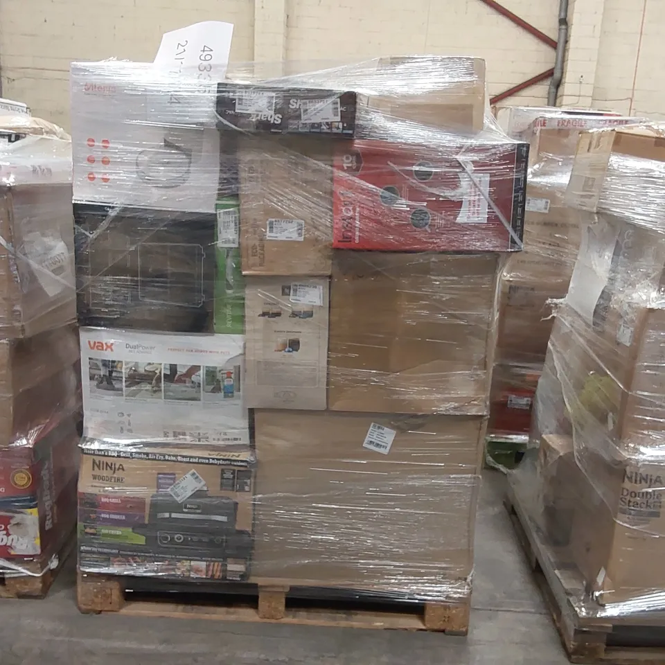 PALLET OF APPROXIMATELY 29 UNPROCESSED RAW RETURN HOUSEHOLD AND ELECTRICAL GOODS TO INCLUDE;