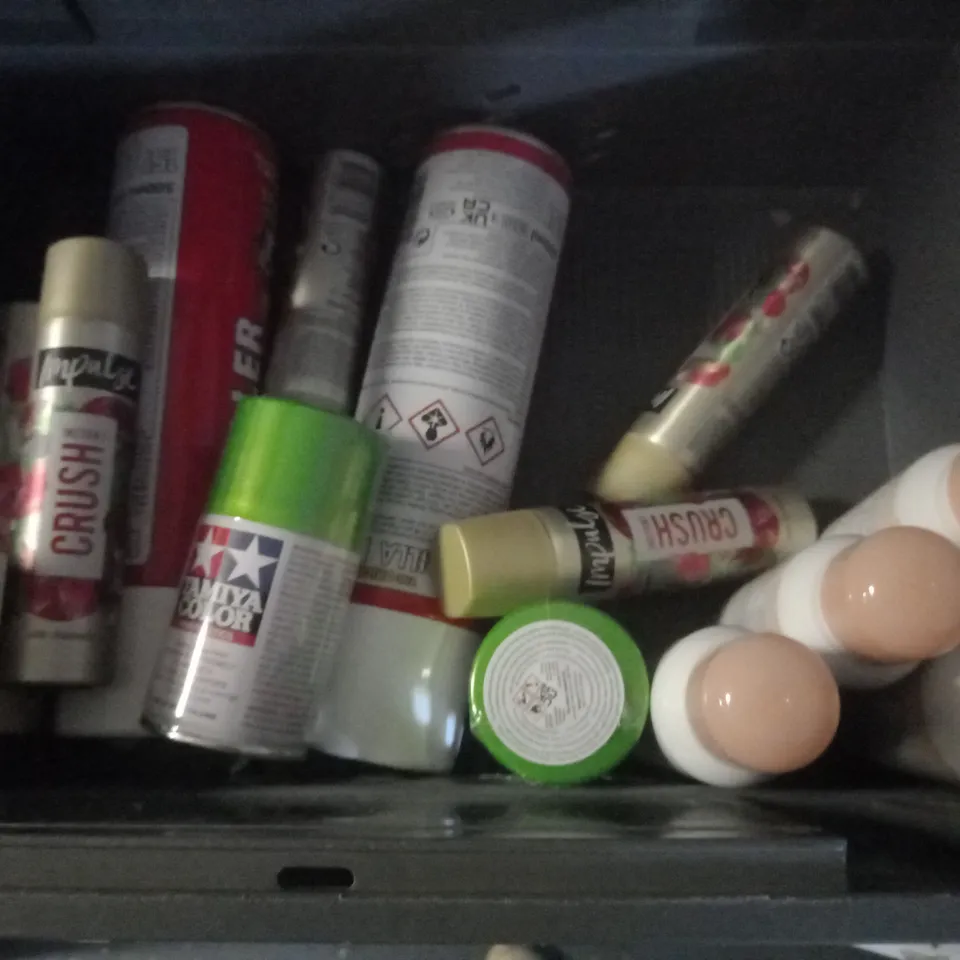 BOX OF APPROX 20 ASSORTED AEROSOLS INCLUDING LYNX AFRICA, GORILLA FILLER EXPANDING FOAM AND MUC-OFF GLUE SEALANT REMOVER - COLLECTION ONLY
