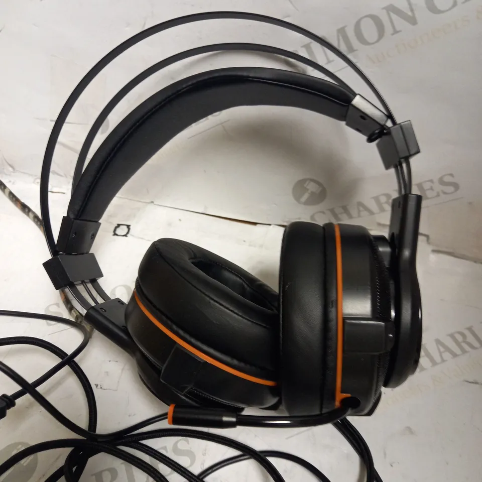BLACKWEB VIRTUAL 7.1 GAMING HEADSET