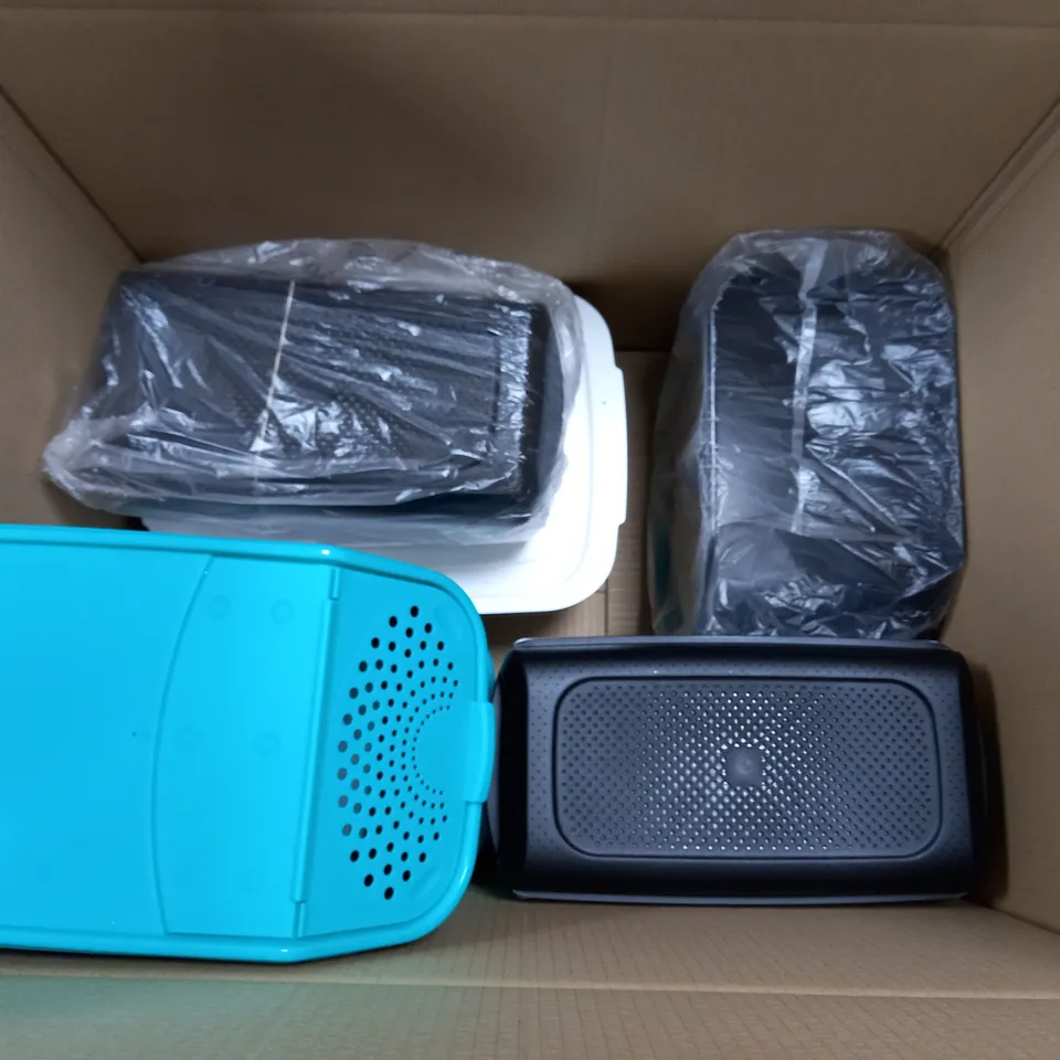 BOX OF APPROX 7 ASSORTED TUPPERWARE TO INCLUDE BREADSMART LARGE, POTATOSMART, BREADSMART REG, ETC. 